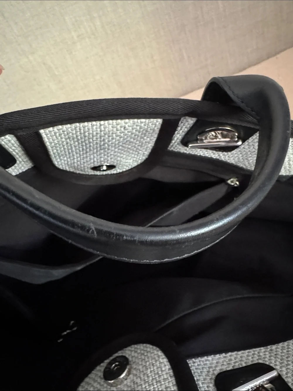 😍😍❤️GORGEOUS CREAM CHANEL DEAUVILLE TOTE ❤️😍😍 Black Leather Trim,Chain Straps